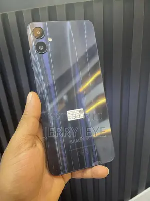 New Samsung Galaxy A05 64 GB Black