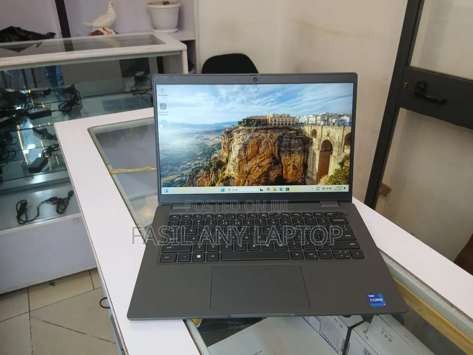 New Laptop Dell Latitude 3410 16GB Intel Core I7 SSD 512GB