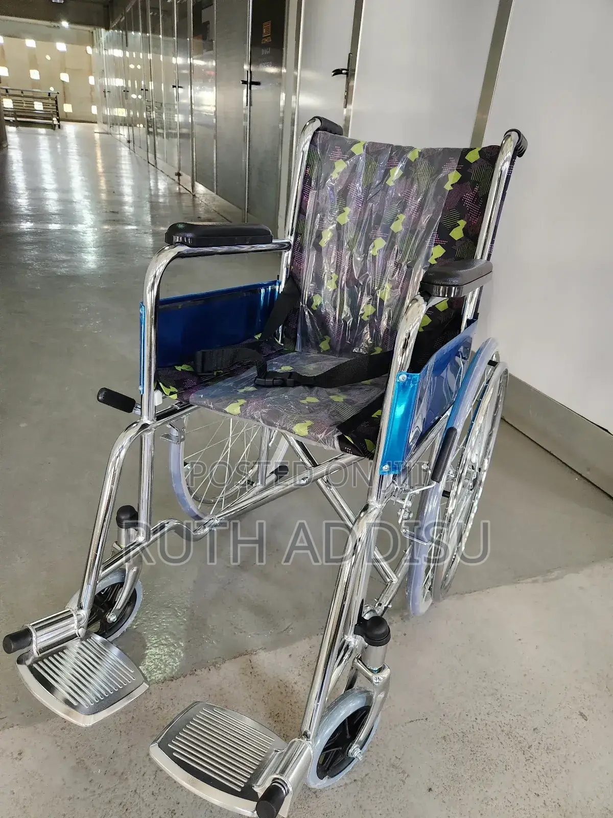 Belted Child Wheelchair來說wheelchair跟著wheelchair前來wheelchair