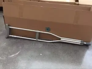 Crutches本來crutches起來crutches在家crutches想到crutches太過crutches