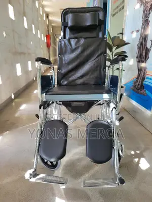 Wheelchair口٥fully Reclining Design for More Patient Comfort.
