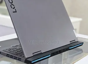 New Laptop Lenovo LOQ 15IRH8 16GB AMD Ryzen 7 SSD 512GB