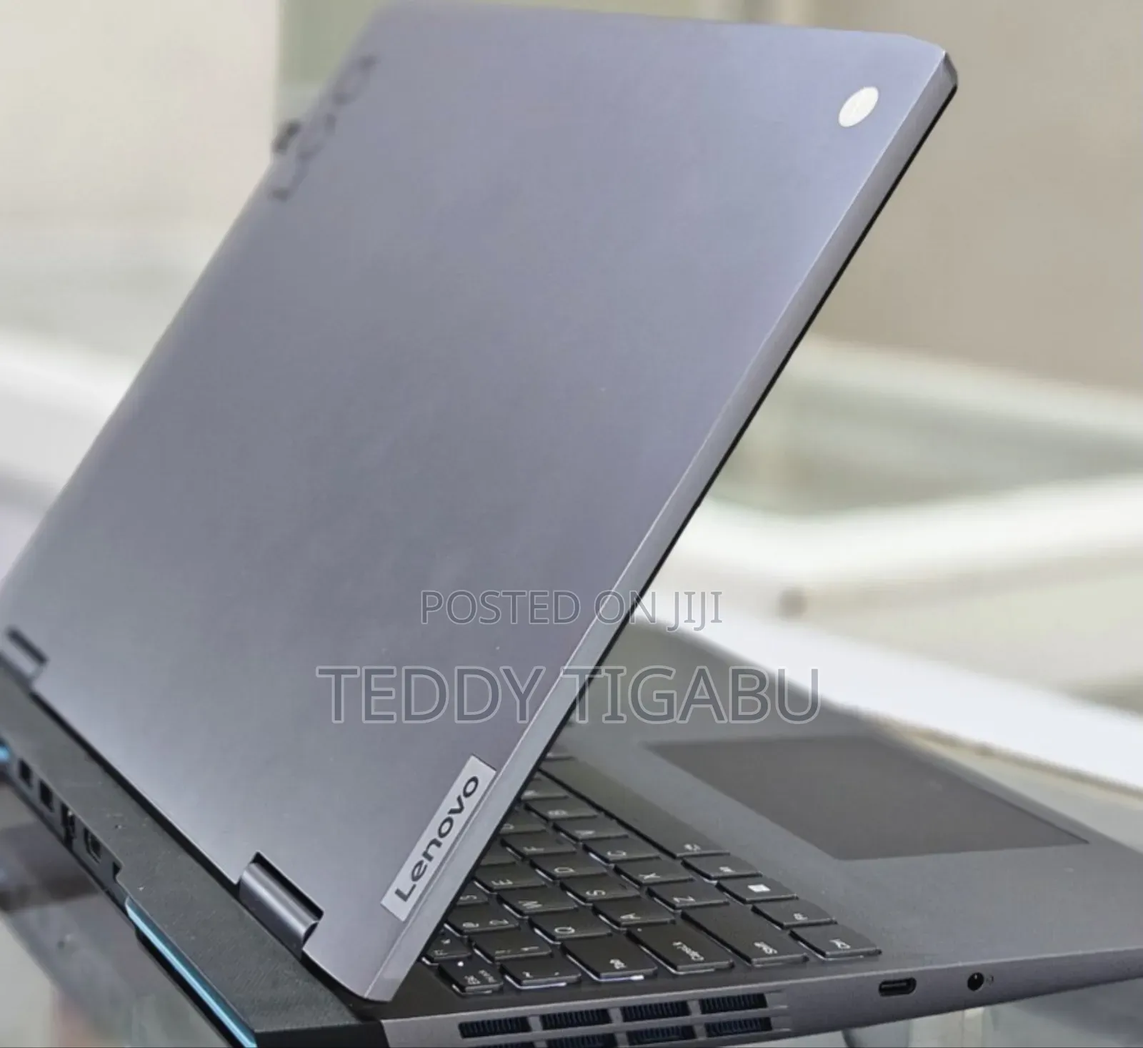 New Laptop Lenovo LOQ 15IRH8 16GB AMD Ryzen 7 SSD 512GB