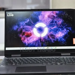 New Laptop Lenovo LOQ 15IRH8 16GB AMD Ryzen 7 SSD 512GB