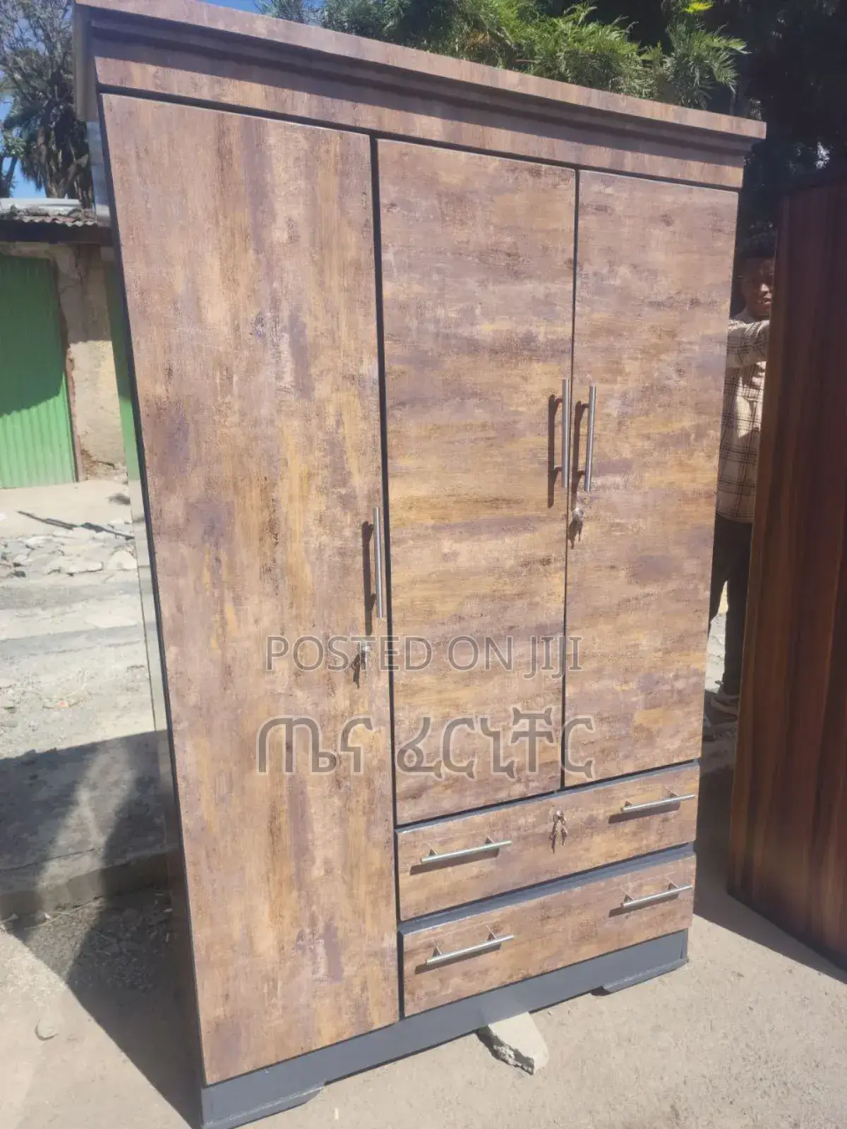 1.20 ቁምሳጥን ላምኔት 14500