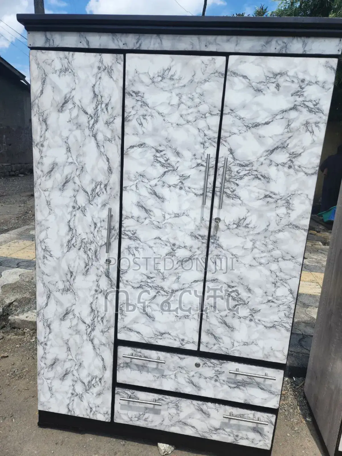 1.20 ቁምሳጥን ላምኔት 14500