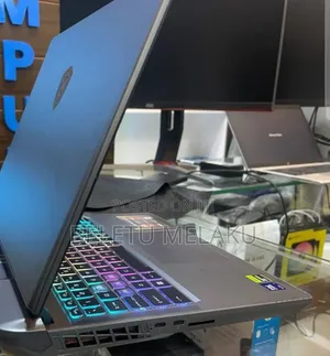 New Laptop MSI 16GB Intel Core Ultra 7 SSD 1T