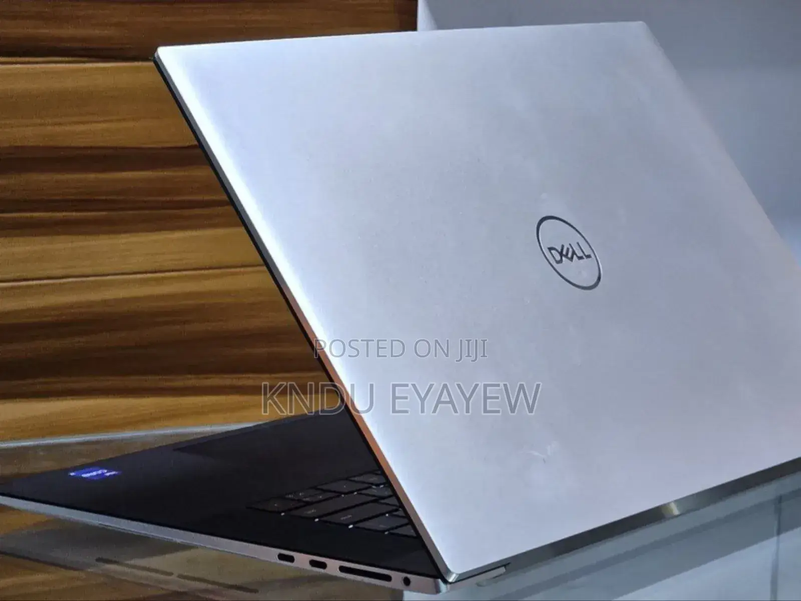 New Laptop Dell 16GB Intel Core I7 SSD 1T