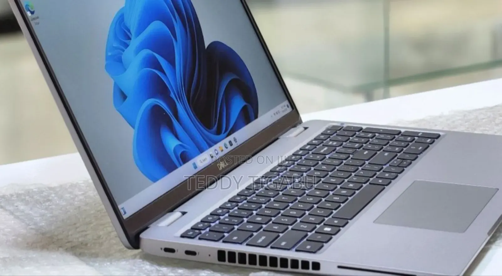 New Laptop Dell Latitude 5540 16GB Intel Core I7 SSD 512GB