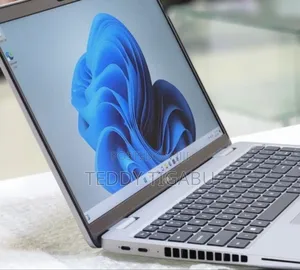 New Laptop Dell Latitude 5540 16GB Intel Core I7 SSD 512GB