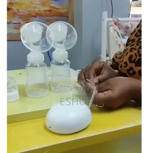 Photo - Innovative Double Pump –Hands-Free Design, Gentle on Nipples
