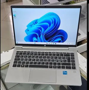 New Laptop HP 430 16GB Intel Core I3 SSD 512GB