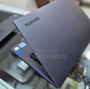 New Laptop Huawei MateBook 13 WRT-W19E 8GB Intel Core I5 SSD 512GB