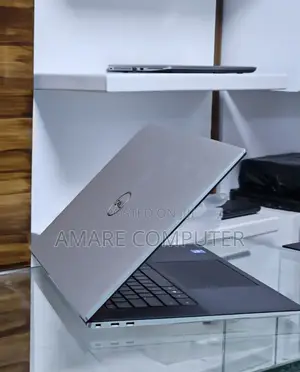 New Laptop Dell XPS 15 16GB Intel Core I7 SSD 1T