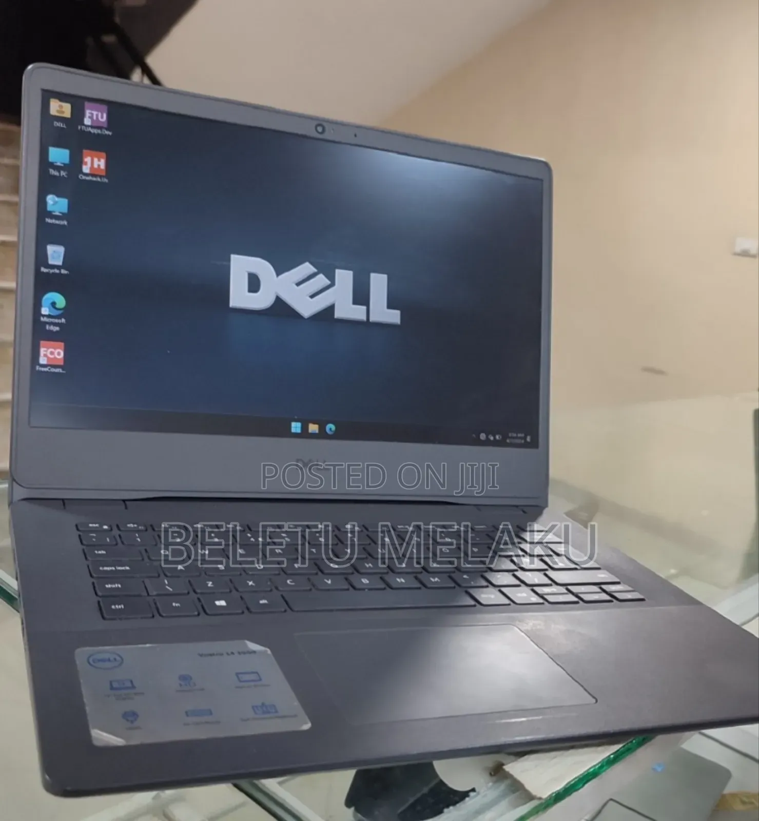 New Laptop Dell Vostro 14 3000 8GB Intel Core I5 SSD 256GB