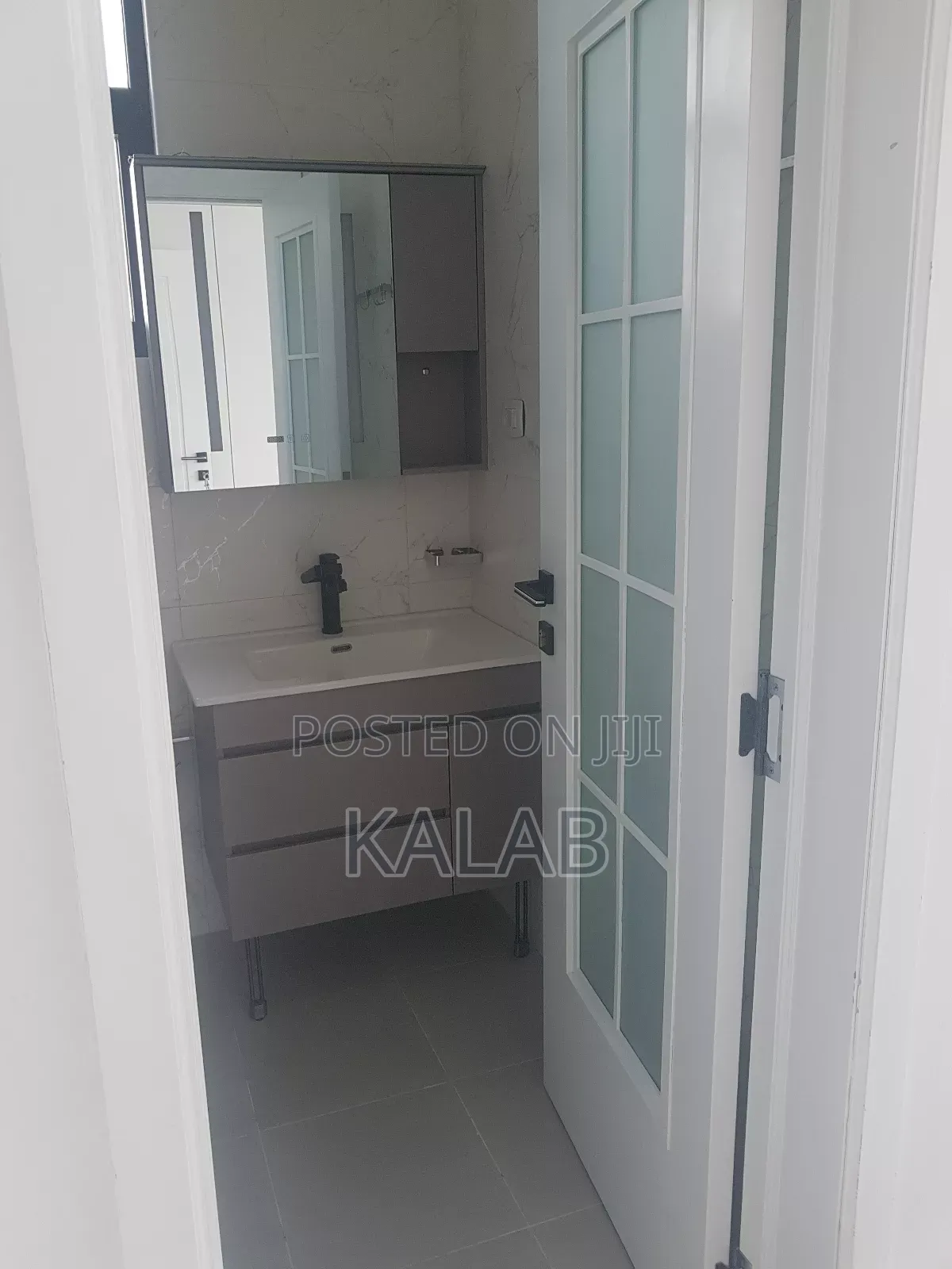 Furnished 3bdrm Villa in ፍየል ቤት, Bole for sale