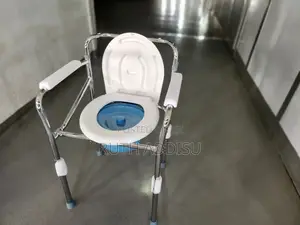 Toilet Chair New Medical Packed Commode Chair半島poty Chair