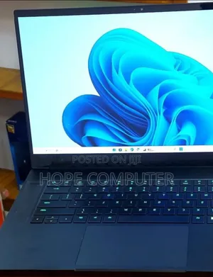 Photo - New Laptop Razer Blade 32GB Intel Core I7 SSD 1T