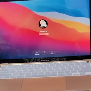 New Laptop Apple MacBook Air 2020 8GB Apple M1 SSD 256GB