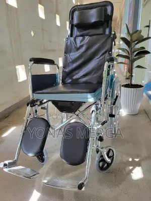 Toilet Wheelchair٥٥wheelchair፪٧wilcher0ة150kg 100% Resistant