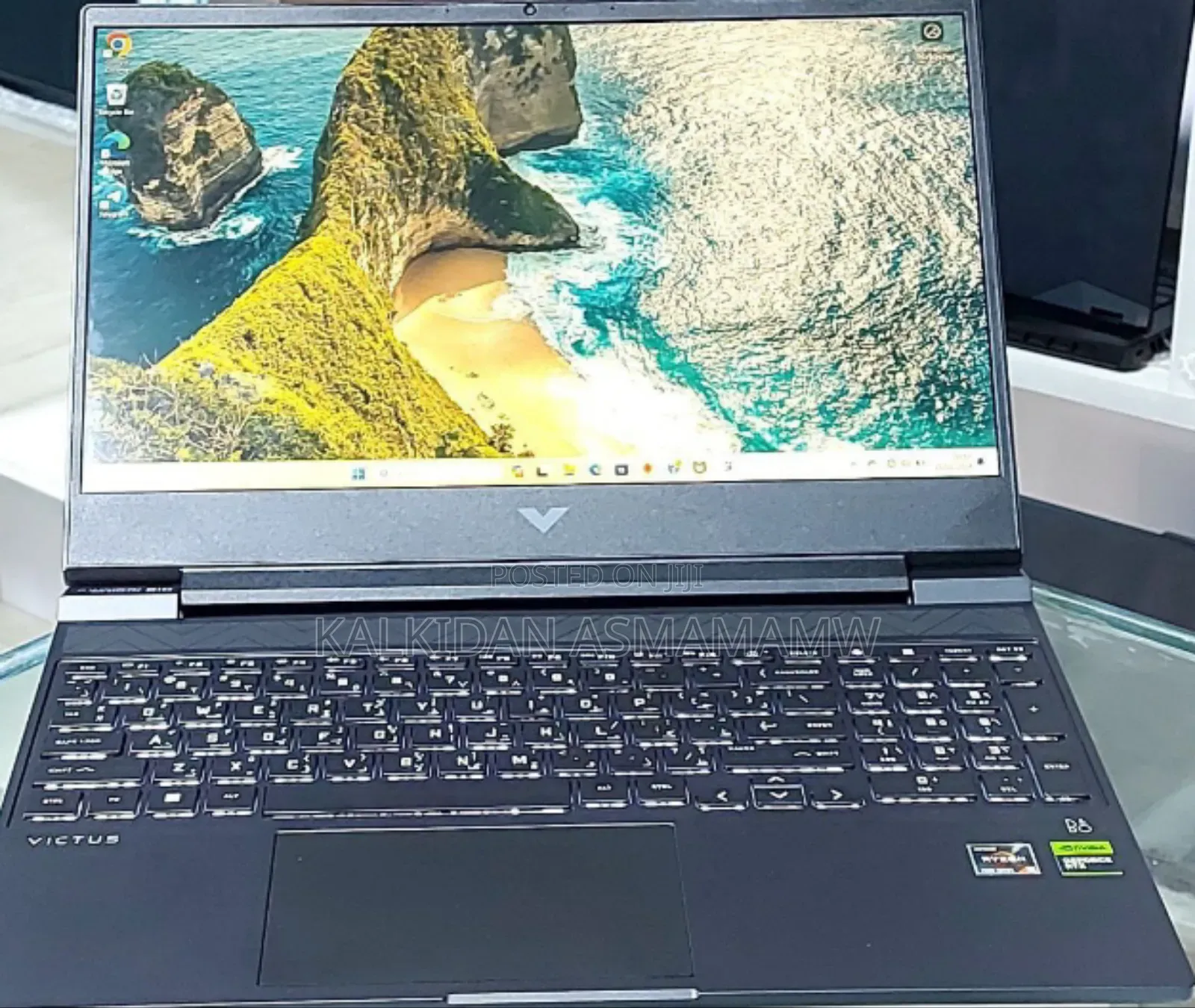 New Laptop HP Victus 15 8GB AMD Ryzen 5 SSD 512GB