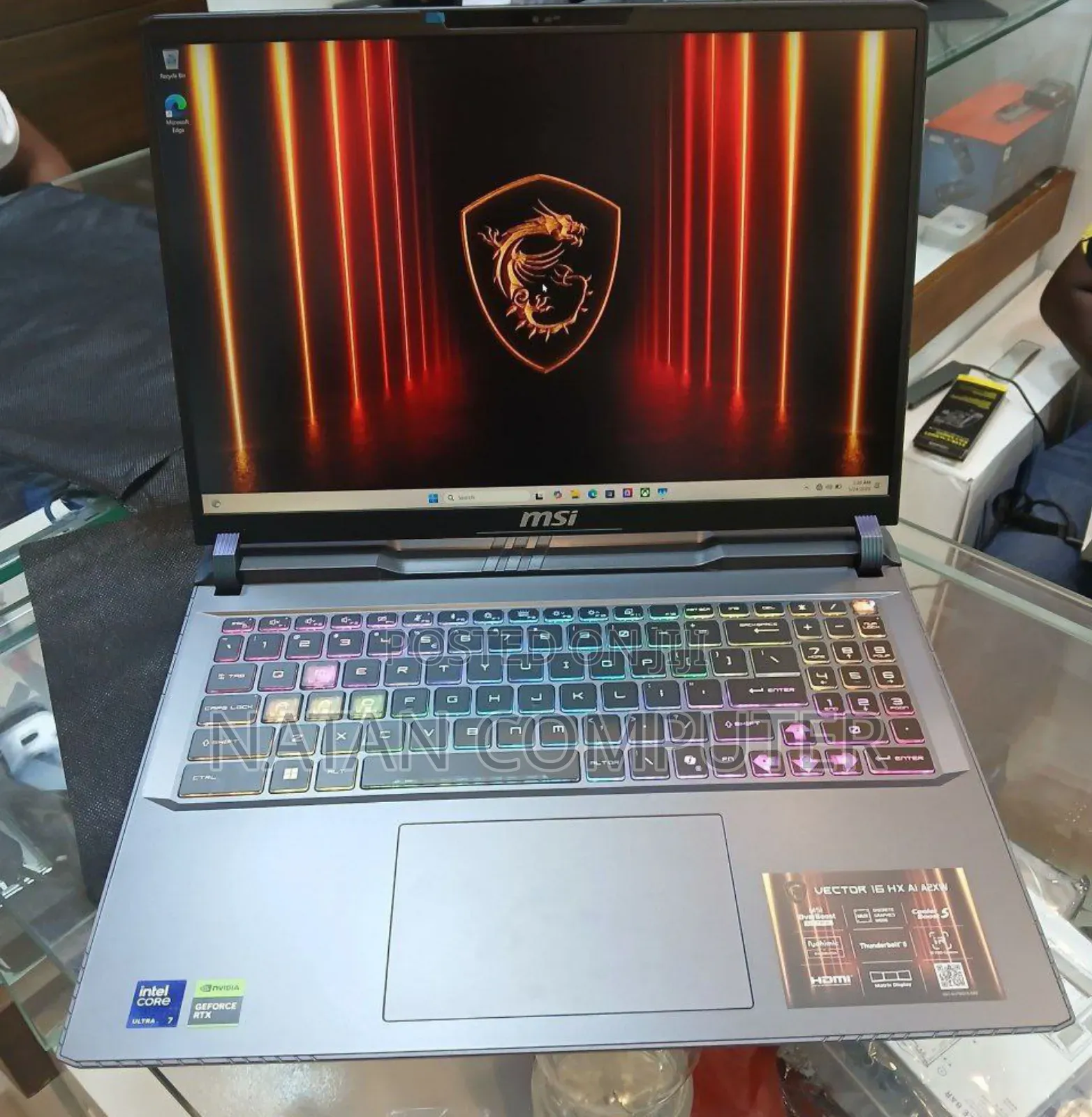 New Laptop MSI Vector GP66HX 12UGS 16GB Intel Core Ultra 7 SSD 1T