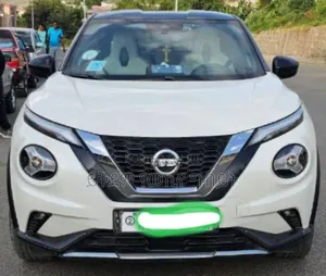 Photo - Nissan Juke 2021 White