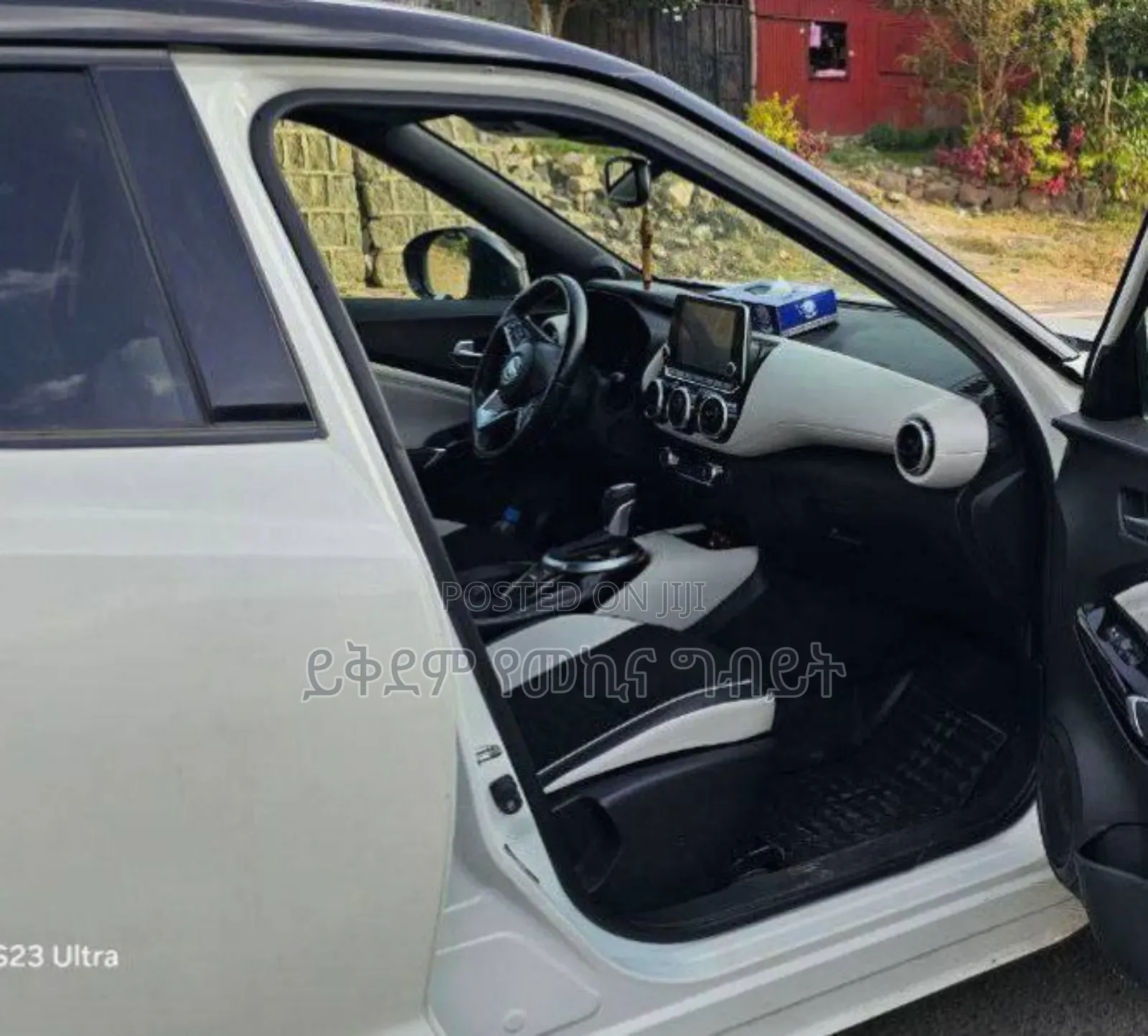 Nissan Juke 2021 White