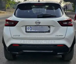 Nissan Juke 2021 White