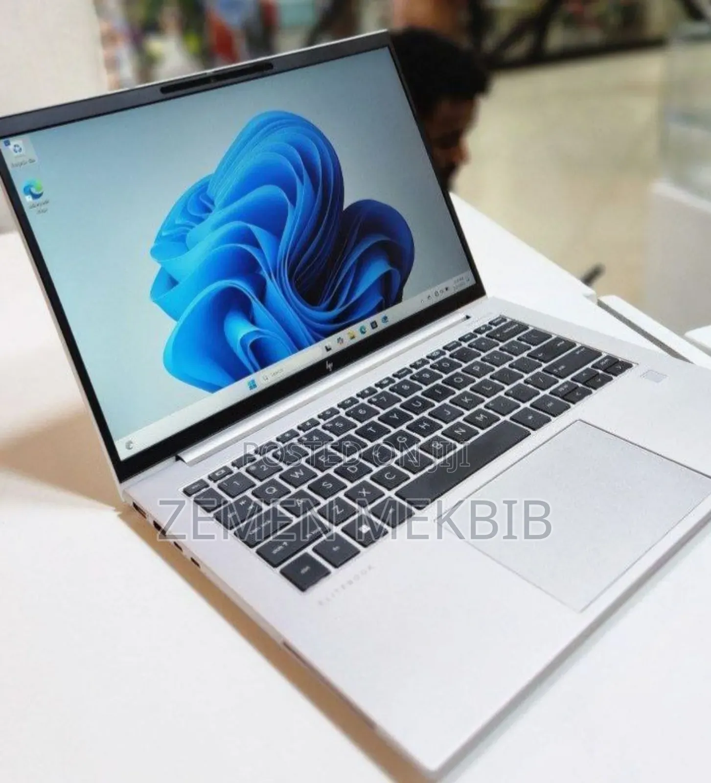 New Laptop HP EliteBook 840 G8 16GB Intel Core I7 SSD 512GB