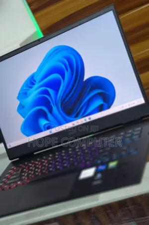 New Laptop HP Omen 17 16GB Intel Core I7 SSD 512GB