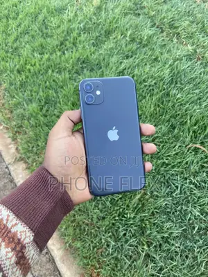 Apple iPhone 11 64 GB Black
