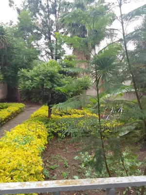 3bdrm Villa in Bole for sale