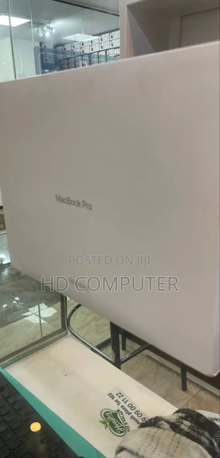 New Apple MacBook Pro 2023 M2 Pro 14-Inch 16GB Apple M2 Ultra SSD 4T