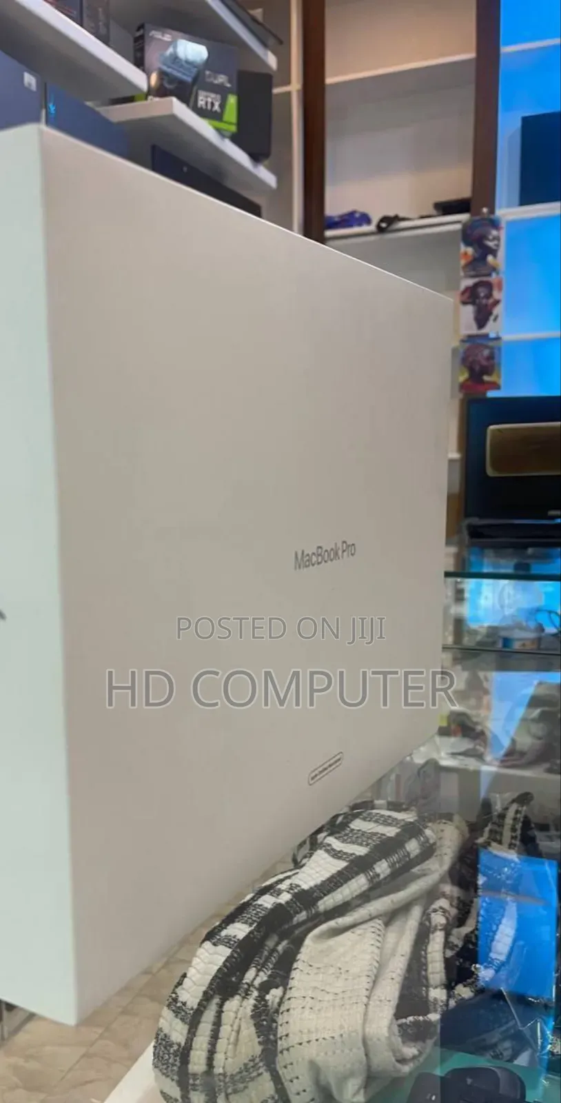 New Apple MacBook Pro 2023 M2 Pro 14-Inch 16GB Apple M2 Ultra SSD 4T