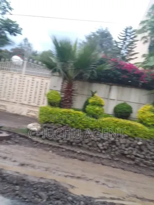 3bdrm Villa in Bole for sale