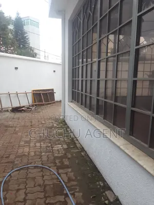 3bdrm Villa in Bole for sale