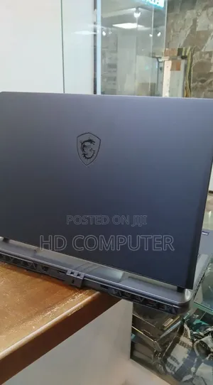 New Laptop MSI 16GB Intel Core Ultra 7 SSD 1T