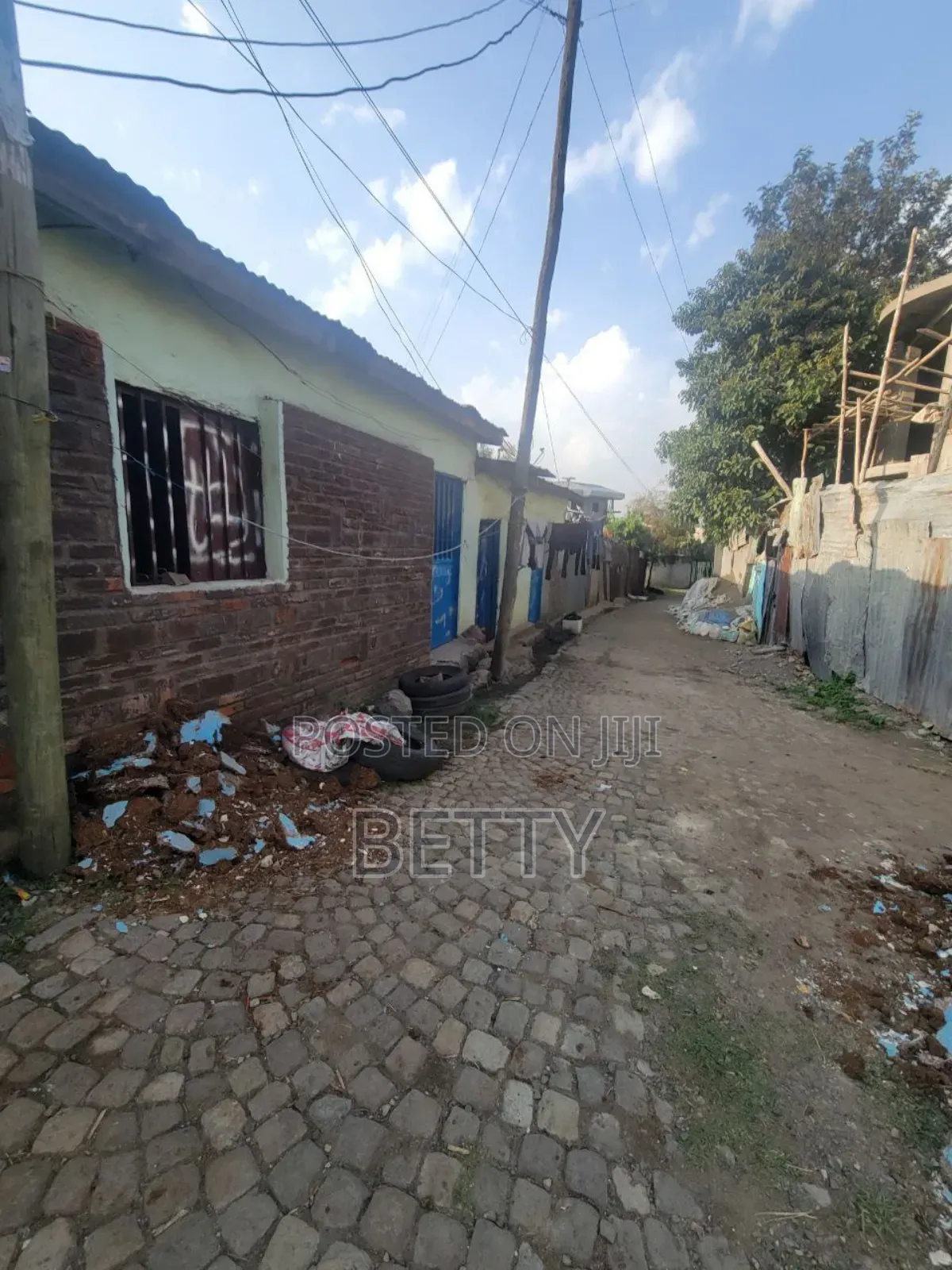2bdrm House in Akaky Kaliti for sale