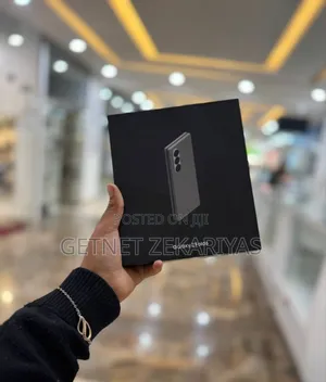 New Samsung Galaxy Z Fold3 5G 1 TB