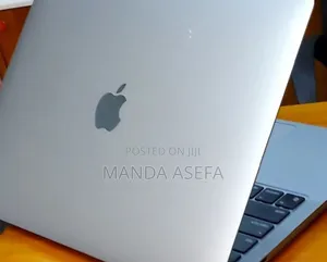 New Laptop Apple MacBook Pro 8GB Apple M2 SSD 256GB