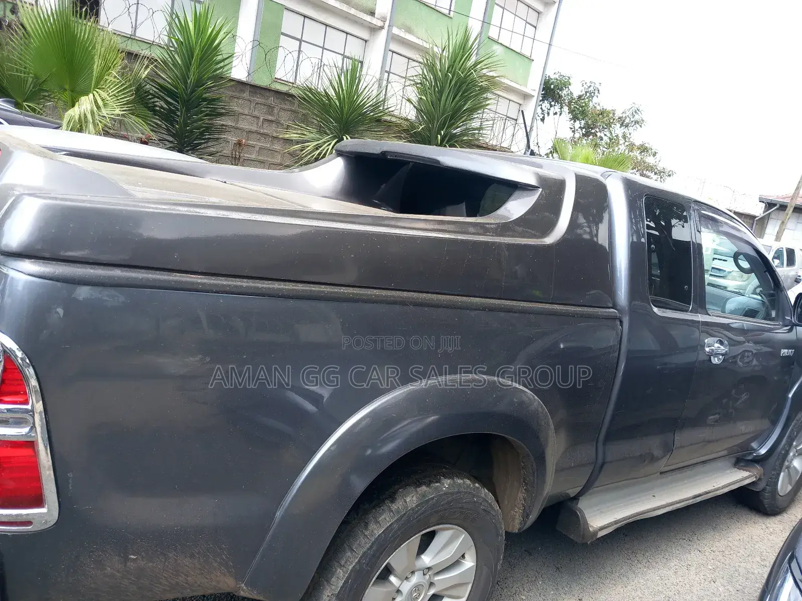 Toyota Hilux 2015 Gray