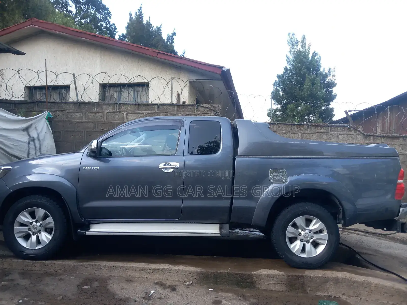 Toyota Hilux 2015 Gray