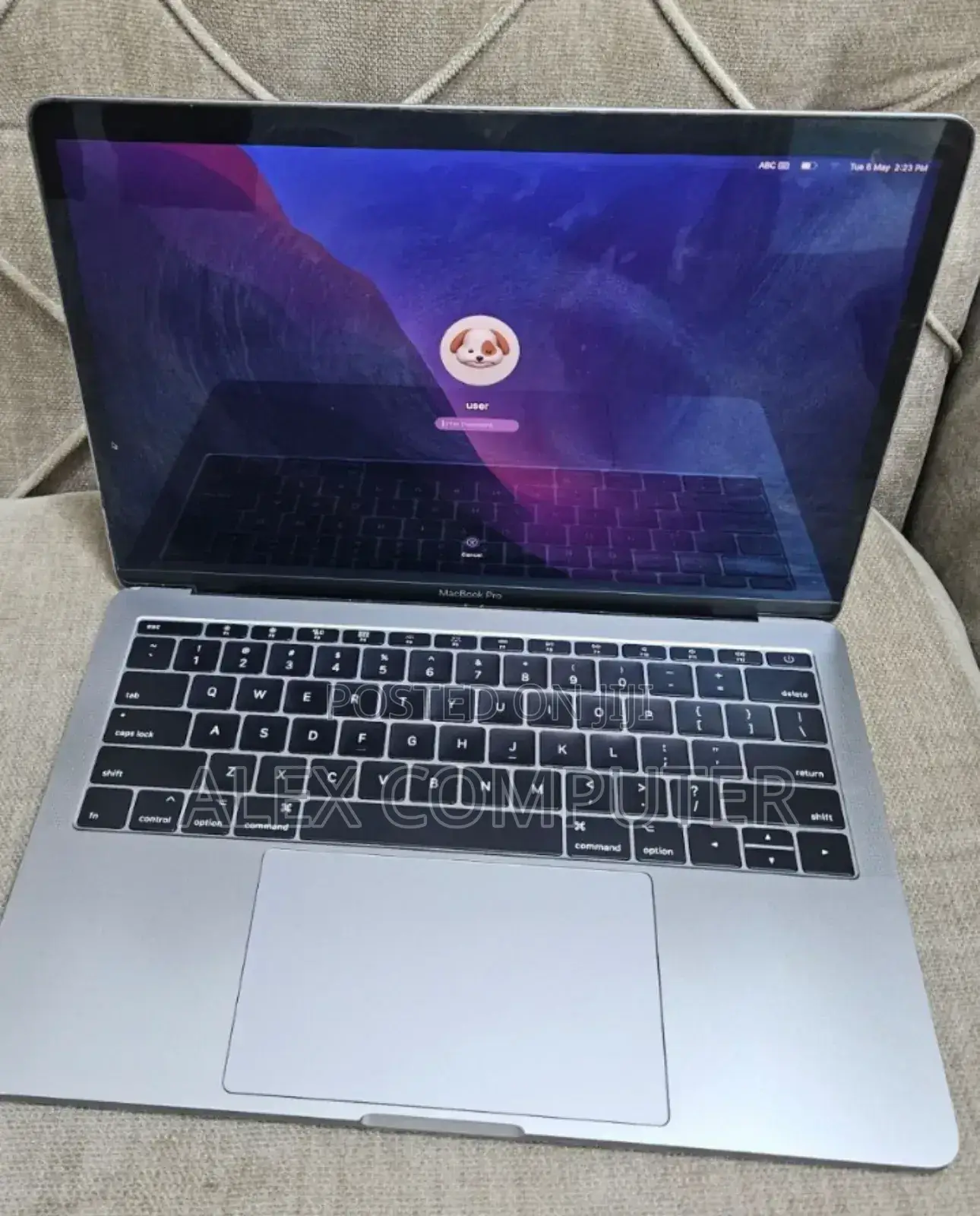 New Laptop Apple MacBook Pro 2017 16GB Intel Core I5 SSD 256GB