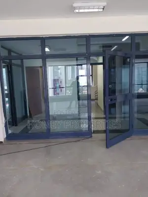 ያለቁ የንግድ ሱቆች በሾላ ገበያ Shola Market Shops For Sale Near Signal Balderas