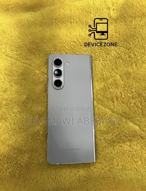 Photo - Samsung Galaxy Z Fold 5 256 GB Blue