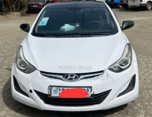 Photo - Hyundai Avante 2013 White