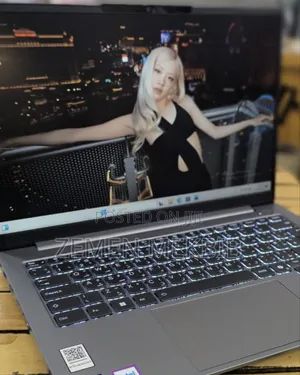 New Laptop Lenovo ThinkBook 13 16GB Intel Core Ultra 7 SSD 512GB