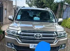 Toyota Land Cruiser 2008 Gold