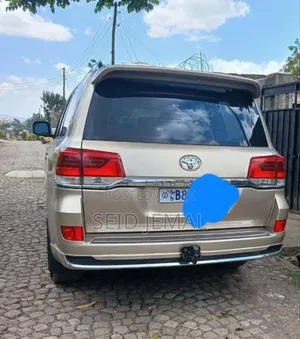 Toyota Land Cruiser 2008 Gold